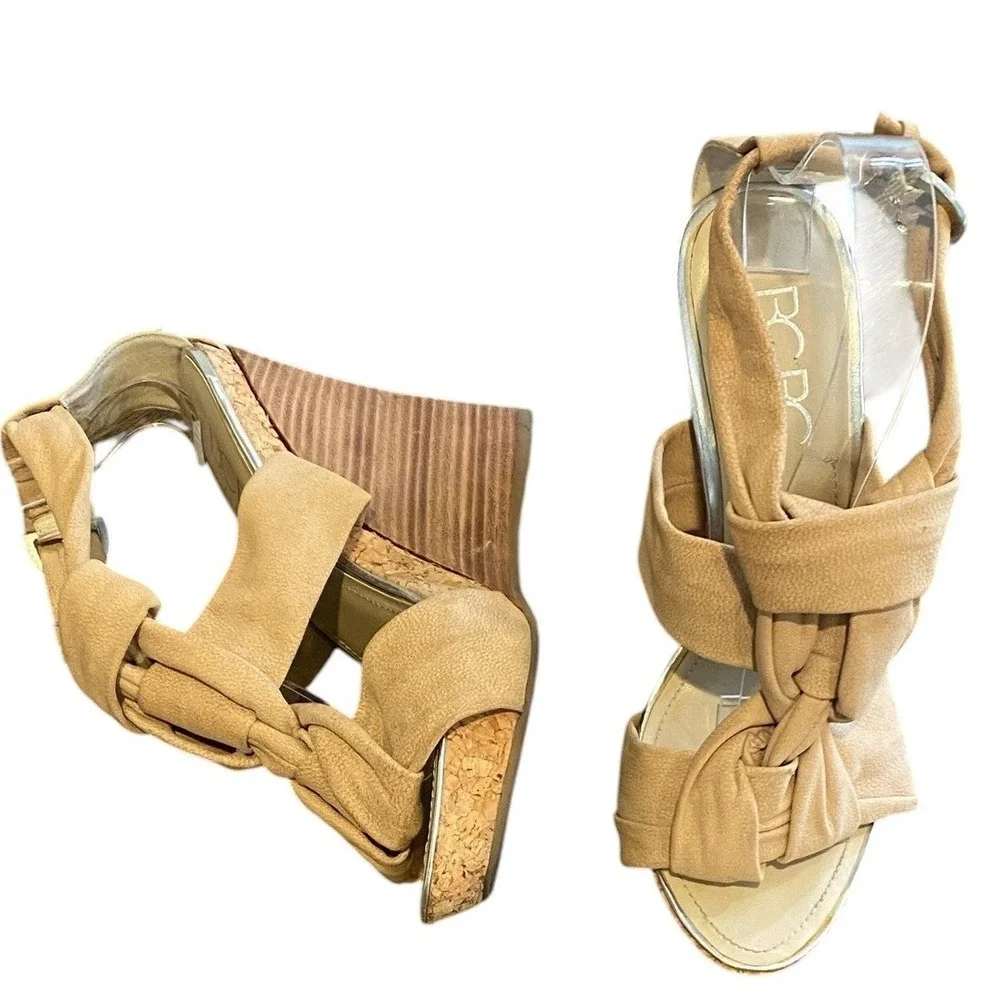 BCBG Paris Knotted Wedge Leather Sandals Cork/Wood Platform Sz 9.5 Beige #332L